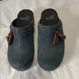 Dansko “Shandi” clog in Blue Snake Nubuck Leather with leather tassels, Sz 36